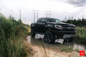 2019 Chevrolet Colorado LT Crew Cab on Vossen Wheels (HF6-2)